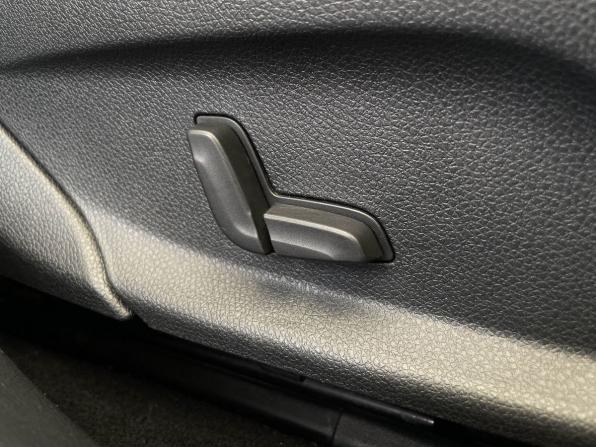 Mercedes-Benz C-Класс IV (W205) с пробегом 2017 года, цена 2 690 000 рублей, 155843 км, седан, Автокод Объявления