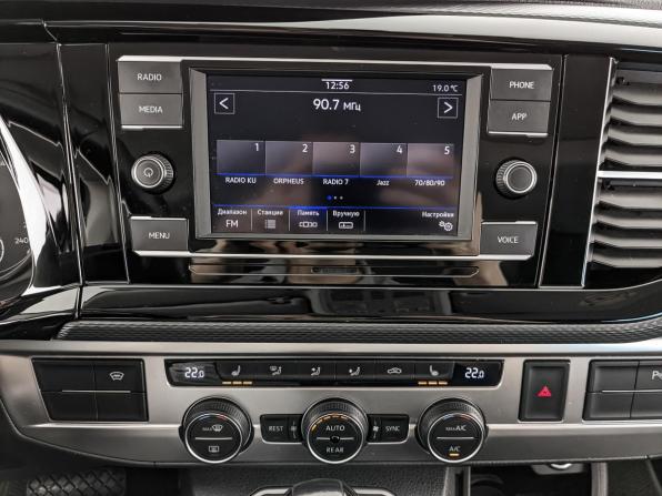 Volkswagen Multivan T6 Рестайлинг с пробегом 2021 года, цена 6 150 000 рублей, 94113 км, минивэн, Автокод Объявления