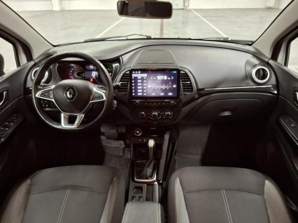 Renault Kaptur I Рестайлинг с пробегом 2021 года, цена 1 395 000 рублей, 56800 км, внедорожник, Автокод Объявления