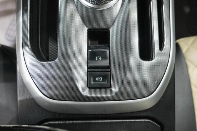 Haval Jolion I с пробегом 2024 года, цена 2 249 000 рублей, 24967 км, внедорожник, Автокод Объявления