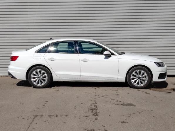 Audi A4 V (B9) Рестайлинг с пробегом 2022 года, цена 3 655 000 рублей, 43272 км, седан, Автокод Объявления
