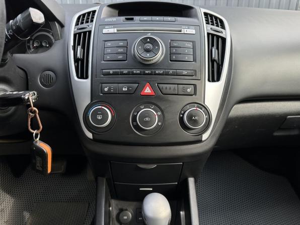 Kia Ceed I Рестайлинг с пробегом 2011 года, цена 649 000 рублей, 237800 км, хэтчбек, Автокод Объявления