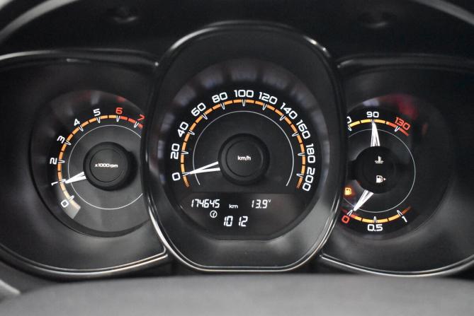 Lada (ВАЗ) Vesta I с пробегом 2018 года, цена 735 000 рублей, 174645 км, седан, Автокод Объявления