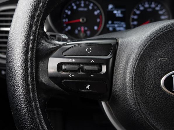Kia Rio IV с пробегом 2020 года, цена 1 335 000 рублей, 58450 км, хэтчбек, Автокод Объявления