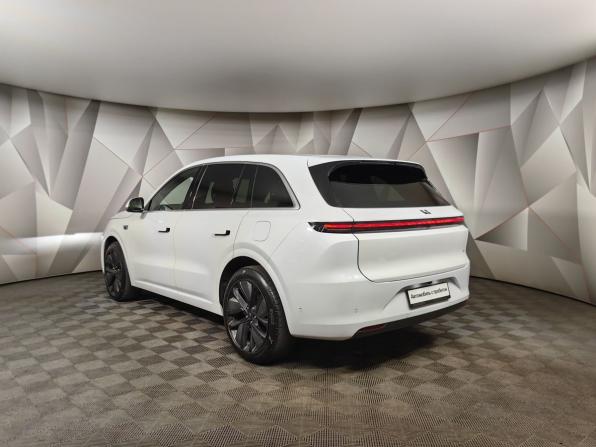 Li Auto (Lixiang) L6 с пробегом 2024 года, цена 5 345 000 рублей, 51937 км, внедорожник, Автокод Объявления