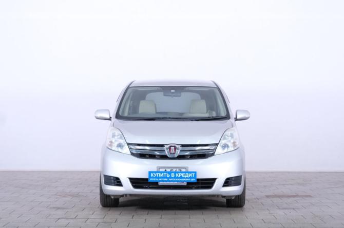 Toyota ISis I Рестайлинг с пробегом 2012 года, цена 1 249 000 рублей, 156000 км, компактвэн, Автокод Объявления