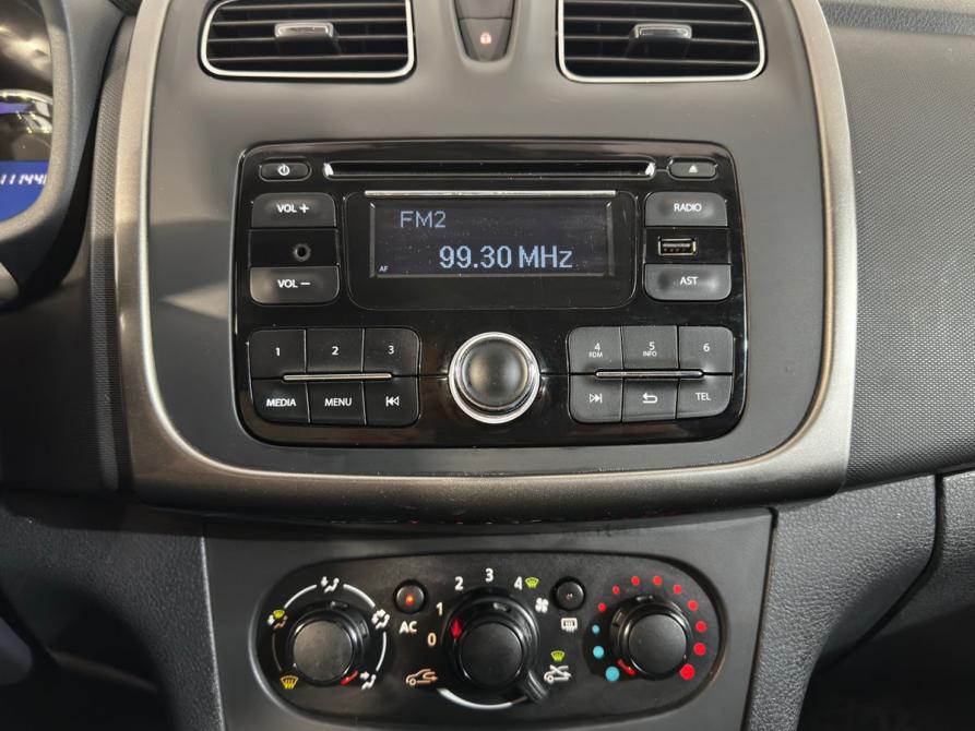 Renault Logan II Великий Новгород  - изображение 16