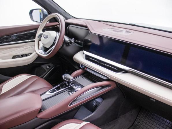 Geely Monjaro I с пробегом 2023 года, цена 2 833 000 рублей, 59678 км, внедорожник, Автокод Объявления