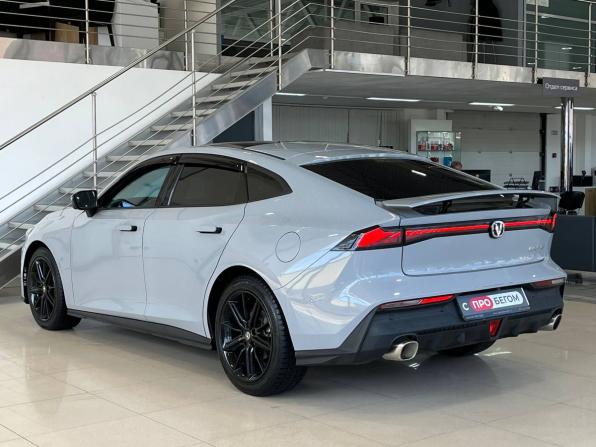 Changan UNI-V I с пробегом 2023 года, цена 2 279 900 рублей, 63952 км, лифтбек, Автокод Объявления