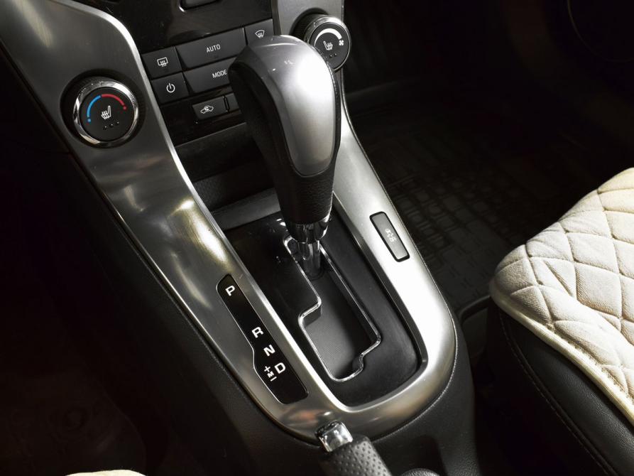 Chevrolet Cruze I Рестайлинг Кемерово  - изображение 17