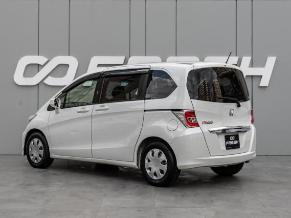 Honda Freed I Рестайлинг 2 с пробегом 2015 года, цена 1 230 000 рублей, 179009 км, компактвэн, Автокод Объявления