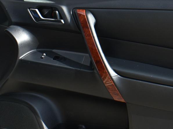 Toyota Highlander II (XU40) Рестайлинг с пробегом 2012 года, цена 1 799 000 рублей, 203000 км, внедорожник, Автокод Объявления