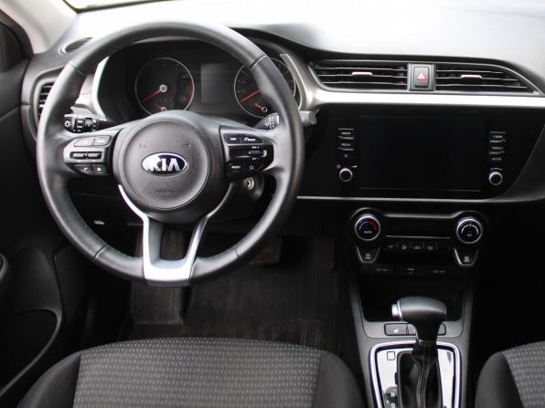 Kia Rio IV Рестайлинг с пробегом 2021 года, цена 1 899 000 рублей, 48326 км, хэтчбек, Автокод Объявления
