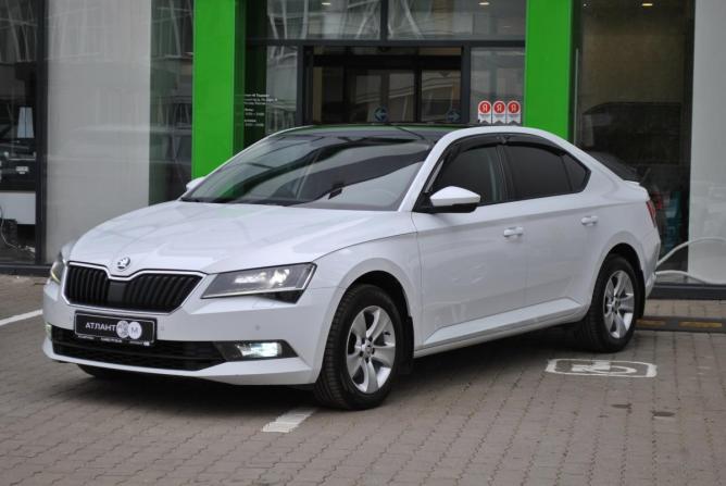 Skoda Superb III с пробегом 2019 года, цена 1 849 000 рублей, 61454 км, лифтбек, Автокод Объявления