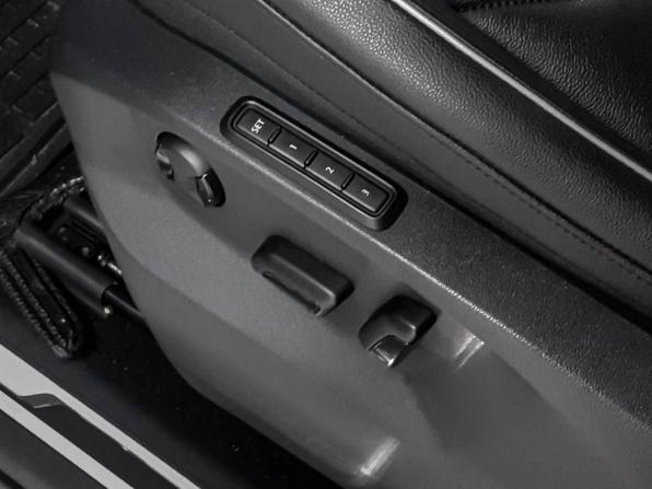 Volkswagen Tiguan II с пробегом 2020 года, цена 3 030 000 рублей, 80178 км, внедорожник, Автокод Объявления