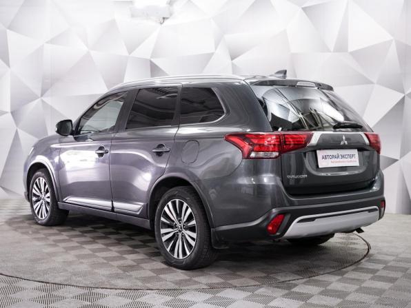Mitsubishi Outlander III Рестайлинг 3 с пробегом 2020 года, цена 2 290 000 рублей, 78830 км, внедорожник, Автокод Объявления