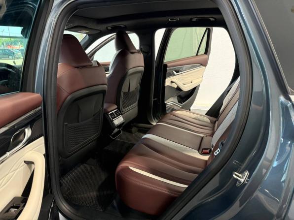 Geely Monjaro I с пробегом 2023 года, цена 3 136 000 рублей, 59482 км, внедорожник, Автокод Объявления