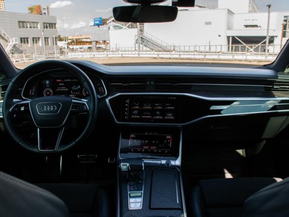 Audi A6 V (C8) с пробегом 2021 года, цена 4 498 000 рублей, 93265 км, седан, Автокод Объявления