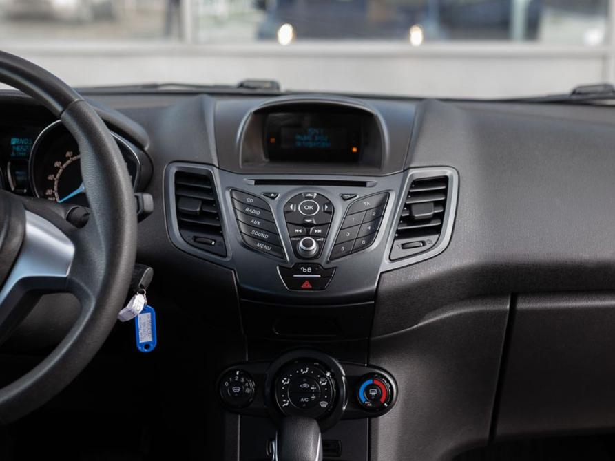 Ford Fiesta Mk6 Рестайлинг Новосибирск  - изображение 14