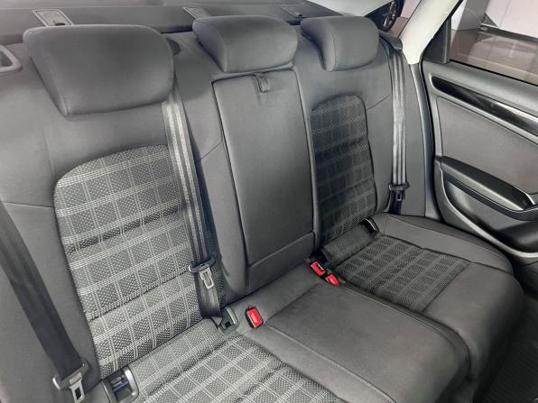 Audi A4 IV (B8) Рестайлинг с пробегом 2014 года, цена 1 095 000 рублей, 223796 км, седан, Автокод Объявления