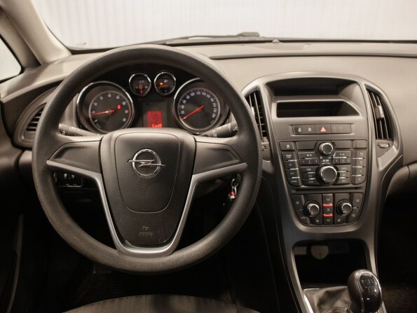Opel Astra J Рестайлинг с пробегом 2012 года, цена 640 000 рублей, 104293 км, хэтчбек, Автокод Объявления
