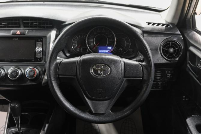 Toyota Corolla XI (E160 E170 E180) с пробегом 2018 года, цена 1 449 000 рублей, 111000 км, универсал, Автокод Объявления