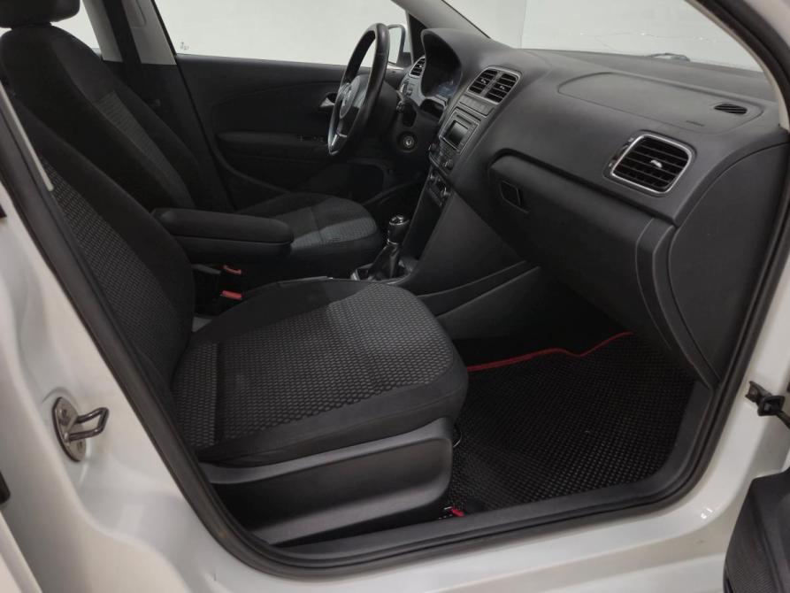 Volkswagen Polo V Альметьевск  - изображение 16