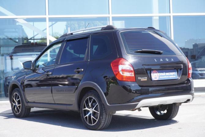 Lada (ВАЗ) Granta I Рестайлинг с пробегом 2022 года, цена 922 000 рублей, 30000 км, универсал, Автокод Объявления