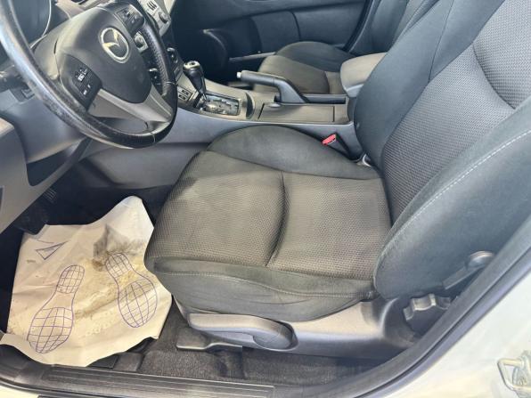 Mazda 3 II (BL) Рестайлинг с пробегом 2012 года, цена 999 000 рублей, 235000 км, хэтчбек, Автокод Объявления