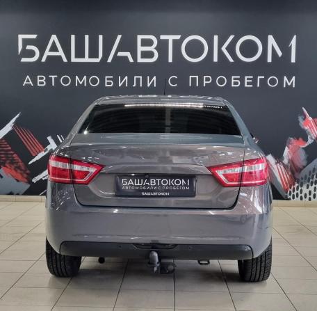 Lada (ВАЗ) Vesta I с пробегом 2021 года, цена 1 035 000 рублей, 92918 км, седан, Автокод Объявления