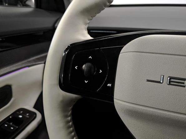 JETOUR DASHING I с пробегом 2023 года, цена 2 100 000 рублей, 18561 км, внедорожник, Автокод Объявления