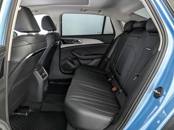 Hongqi H5 II с пробегом 2024 года, цена 2 999 000 рублей, 26209 км, седан, Автокод Объявления