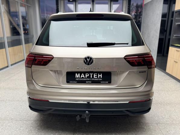 Volkswagen Tiguan II Рестайлинг с пробегом 2021 года, цена 2 520 000 рублей, 152690 км, внедорожник, Автокод Объявления