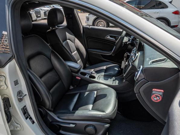 Mercedes-Benz CLA I (C117 X117) с пробегом 2015 года, цена 1 390 000 рублей, 238262 км, седан, Автокод Объявления