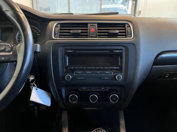 Volkswagen Jetta VI с пробегом 2011 года, цена 840 000 рублей, 105348 км, седан, Автокод Объявления