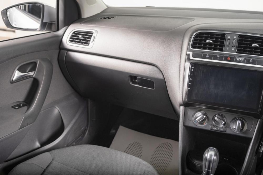Volkswagen Polo V Томск  - изображение 12