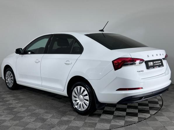 Skoda Rapid II с пробегом 2021 года, цена 1 580 000 рублей, 73989 км, лифтбек, Автокод Объявления