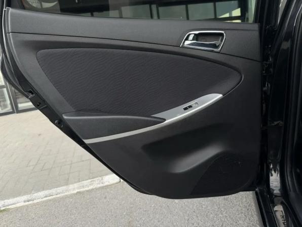 Hyundai Solaris I с пробегом 2013 года, цена 790 000 рублей, 119370 км, седан, Автокод Объявления