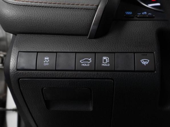Toyota Camry VIII (XV70) с пробегом 2019 года, цена 2 690 000 рублей, 63910 км, седан, Автокод Объявления