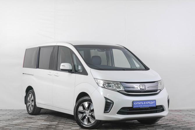 Honda Stepwgn V с пробегом 2016 года, цена 1 979 000 рублей, 73000 км, минивэн, Автокод Объявления