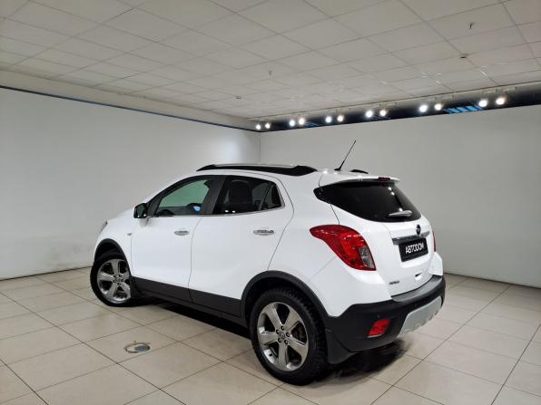 Opel Mokka I с пробегом 2014 года, цена 1 490 000 рублей, 93000 км, внедорожник, Автокод Объявления