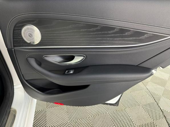 Mercedes-Benz E-Класс V (W213 S213 C238) Рестайлинг с пробегом 2021 года, цена 4 190 000 рублей, 97683 км, седан, Автокод Объявления