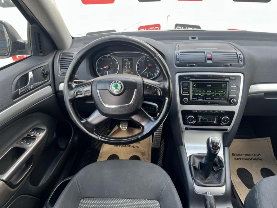 Skoda Octavia II (A5) Рестайлинг Санкт-Петербург  - изображение 10