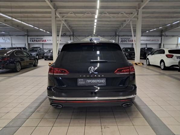 Volkswagen Touareg III с пробегом 2018 года, цена 4 670 000 рублей, 109862 км, внедорожник, Автокод Объявления