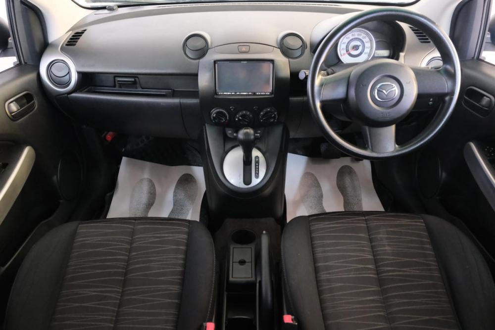 Mazda Demio III (DE) Омск  - изображение 12