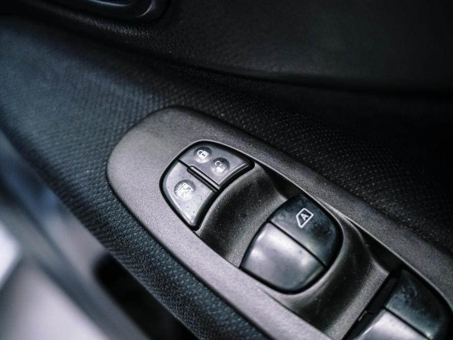 Nissan Serena IV (C26) Красноярск  - изображение 10