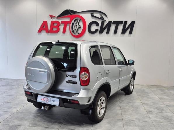 Chevrolet Niva I Рестайлинг с пробегом 2016 года, цена 640 000 рублей, 139707 км, внедорожник, Автокод Объявления
