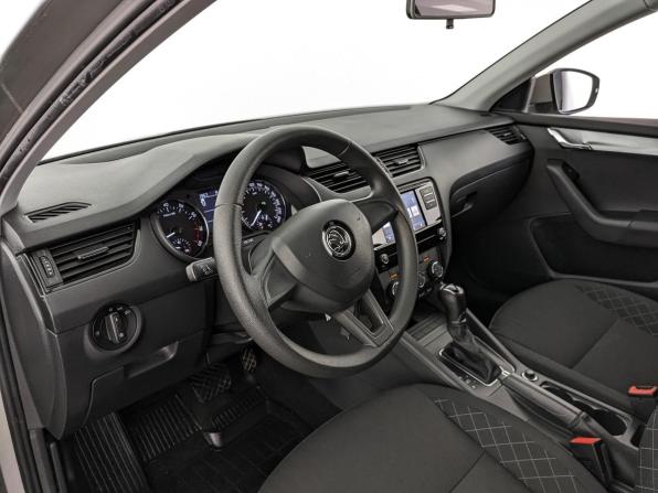 Skoda Octavia III (A7) Рестайлинг с пробегом 2017 года, цена 1 660 000 рублей, 68914 км, лифтбек, Автокод Объявления