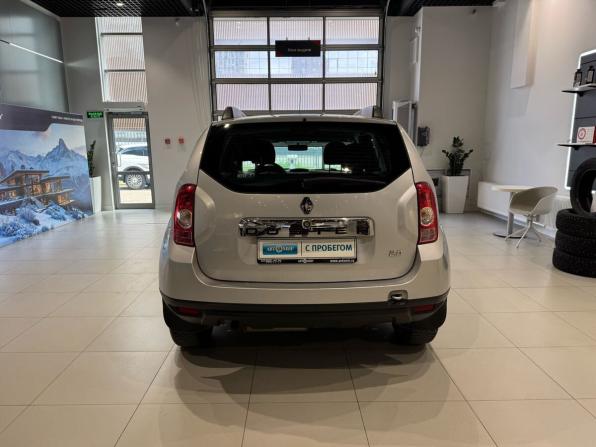 Renault Duster I с пробегом 2015 года, цена 1 075 000 рублей, 106666 км, внедорожник, Автокод Объявления
