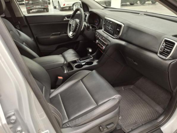 Kia Sportage IV Рестайлинг с пробегом 2019 года, цена 2 420 000 рублей, 76988 км, внедорожник, Автокод Объявления